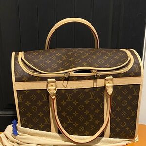 LOUIS VUITTON DOG BAG